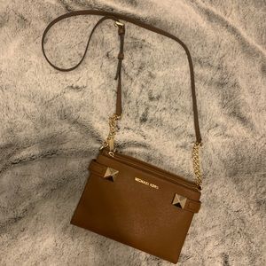 Micheal Kors Crossbody